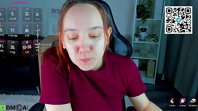 Fera1 Berry online show from March 31, 12:34 am