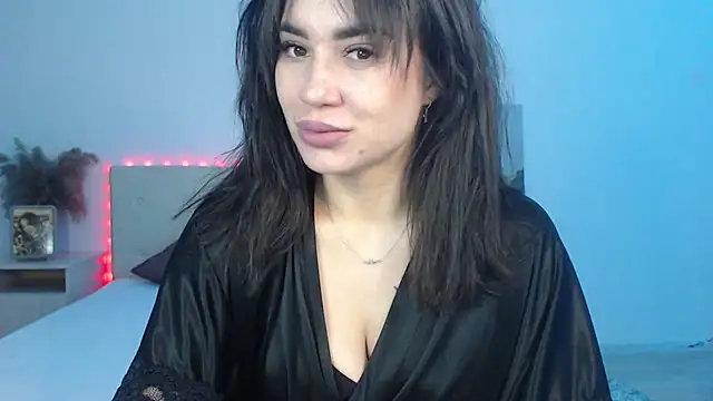 RoxannePure online show from December 5, 3:48 am