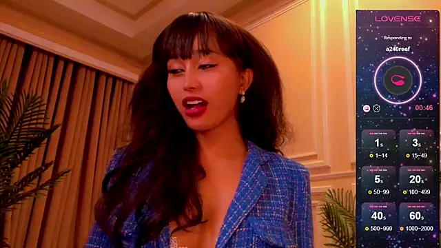 YOURCRISTINAS online show from October 5, 4:27 pm