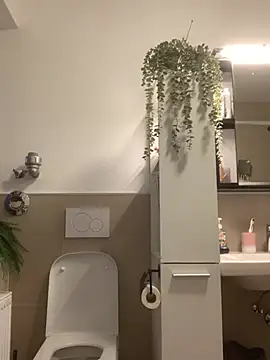 Snapshot of angelus112 chatting on March 12, 5:52 pm angelus112 online show from March 12, 5:52 pm