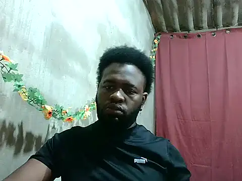 Snapshot of 2ocmaxi chatting on February 24, 7:23 pm 2ocmaxi online show from February 24, 7:23 pm