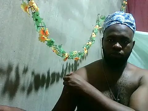 Snapshot of 2ocmaxi chatting on March 29, 5:57 pm 2ocmaxi online show from March 29, 5:57 pm