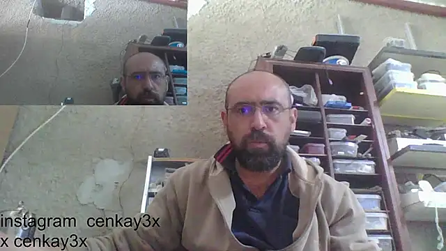 Snapshot of masculine_bear_daddy chatting on February 17, 11:02 am masculine bear daddy online show from February 17, 11:02 am