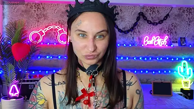 Cool Freak  online show from March 29, 10:37 am