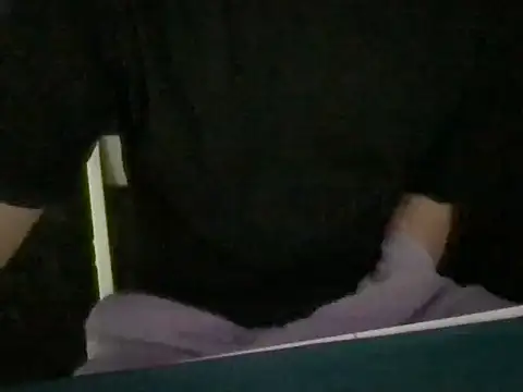 Hottie-James01 online show from March 6, 11:28 am