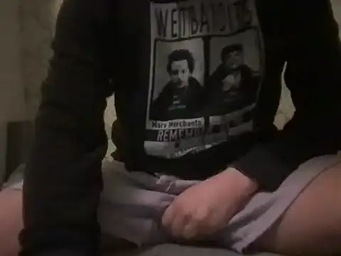 Hottie-James01 online show from April 9, 8:14 pm