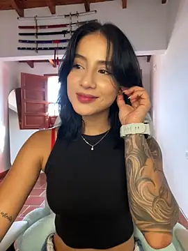 Ale Lewis online show from November 25, 9:04 pm