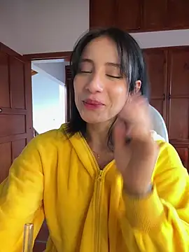 Ale Lewis online show from February 8, 9:18 pm