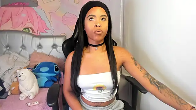 Mia damm online show from November 5, 5:18 am