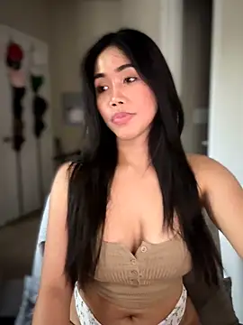 Snapshot of JazzieXo chatting on October 16, 9:27 pm JazzieXo online show from October 16, 9:27 pm