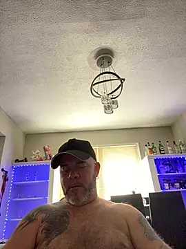 Snapshot of Cristian-Brayan chatting on April 15, 6:26 pm Cristian-Brayan online show from April 15, 6:26 pm