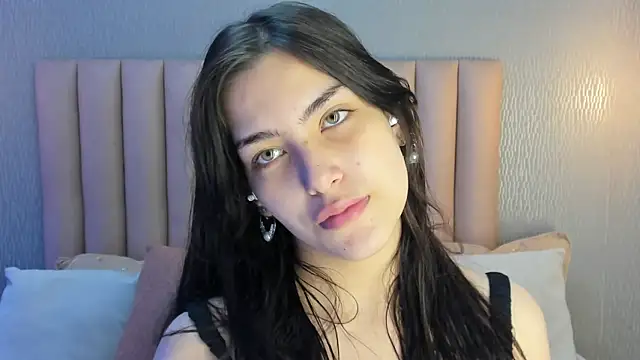 Alexa Thaylor  online show from September 27, 1:27 pm