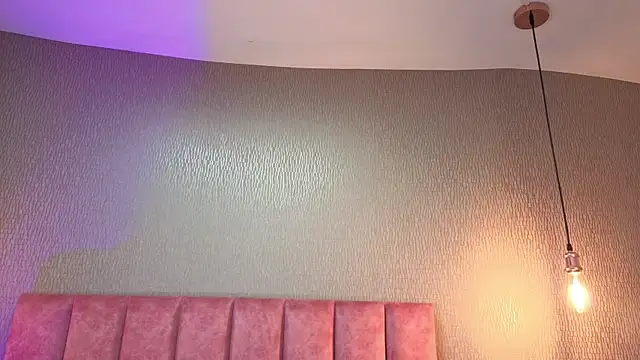 Alexa Thaylor  online show from January 6, 4:43 pm