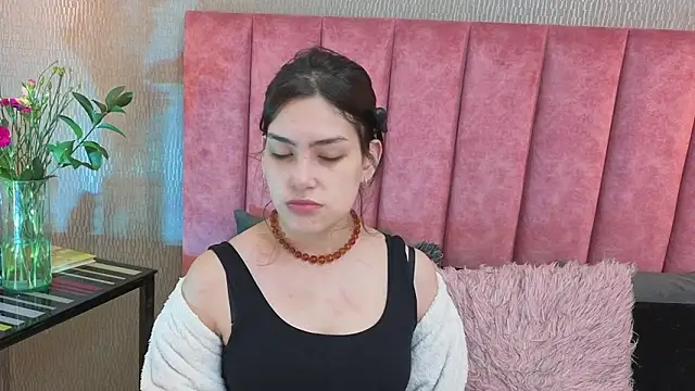 Snapshot of Alexa_Thaylor_ chatting on February 23, 3:20 pm Alexa Thaylor online show from February 23, 3:20 pm