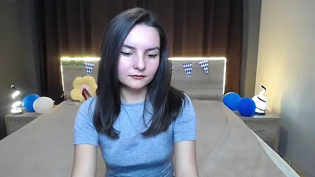 JasmineAsha online show from October 3, 6:38 pm