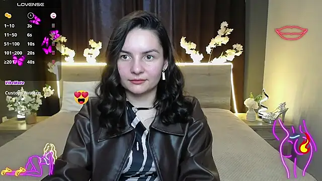 JasmineAsha online show from May 3, 7:25 am