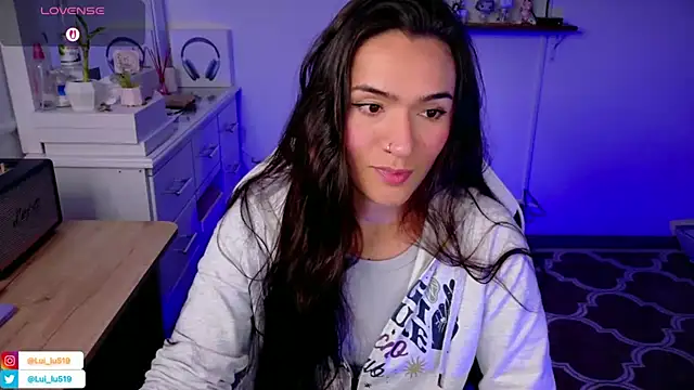 ImLui lu online show from December 1, 8:47 pm