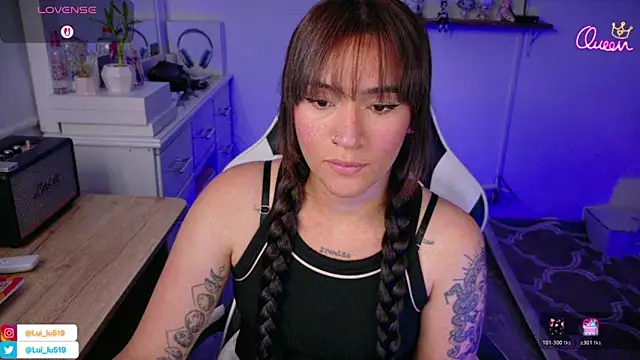 Snapshot of ImLui_lu chatting on February 18, 9:44 pm ImLui lu online show from February 18, 9:44 pm