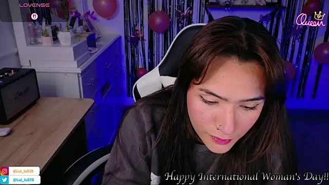 Snapshot of ImLui_lu chatting on March 11, 12:38 am ImLui lu online show from March 11, 12:38 am