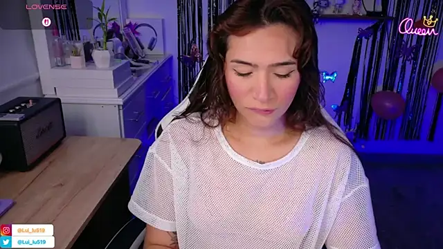 Snapshot of ImLui_lu chatting on March 19, 11:53 pm ImLui lu online show from March 19, 11:53 pm