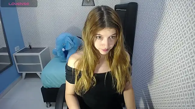 Snapshot of LILAFAVE chatting on March 21, 7:24 pm LILAFAVE online show from March 21, 7:24 pm