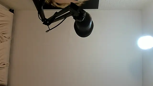 Snapshot of sarita_loven chatting on March 5, 4:30 am sarita loven online show from March 5, 4:30 am