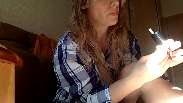 Snapshot of RebeccaMartinez chatting on March 10, 7:32 am RebeccaMartinez online show from March 10, 7:32 am