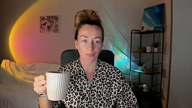 RebeccaMartinez online show from October 15, 10:15 am