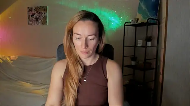 RebeccaMartinez online show from November 14, 7:40 am