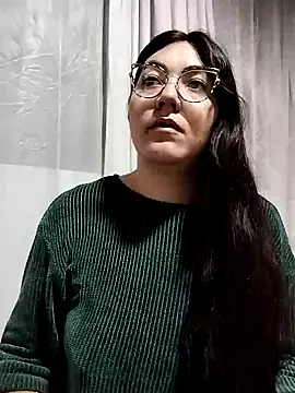 Snapshot of katha_steele_ chatting on December 10, 9:44 am katha steele online show from December 10, 9:44 am