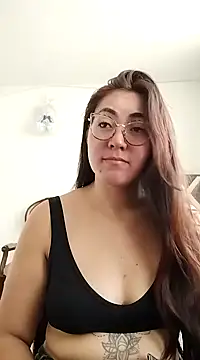 Snapshot of katha_steele_ chatting on December 18, 2:38 pm katha steele online show from December 18, 2:38 pm