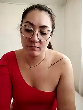 Snapshot of katha_steele_ chatting on January 15, 4:32 pm katha steele online show from January 15, 4:32 pm