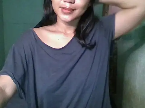 Snapshot of _smiling4u_ chatting on October 16, 9:05 pm  smiling4u  online show from October 16, 9:05 pm