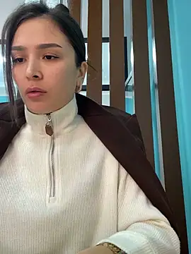 Snapshot of Sweet_Lollypop chatting on January 6, 6:50 am Sweet Lollypop online show from January 6, 6:50 am