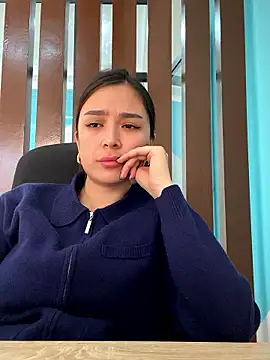 Snapshot of Sweet_Lollypop chatting on January 15, 6:51 am Sweet Lollypop online show from January 15, 6:51 am