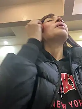 verania love online show from February 23, 3:13 am