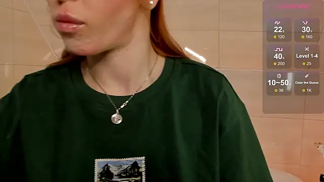 Snapshot of Phoenix_Margo chatting on October 9, 4:10 am Phoenix Margo online show from October 9, 4:10 am