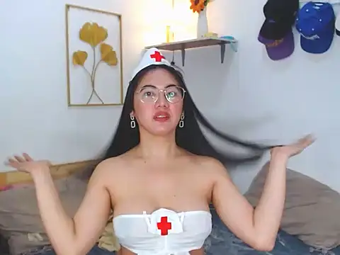 Snapshot of XJuanitaBananaX chatting on January 6, 11:03 am XJuanitaBananaX online show from January 6, 11:03 am