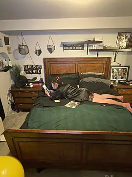 MegaButt online show from April 8, 9:42 am