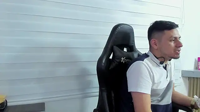 Rick Diesel  online show from March 13, 5:33 am