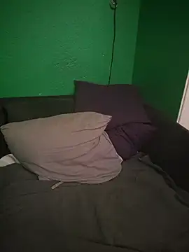 Snapshot of XxGipsyxX chatting on February 3, 2:33 pm XxGipsyxX online show from February 3, 2:33 pm