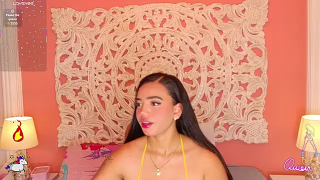 Snapshot of MalaikaBrown chatting on July 19, 4:27 am MalaikaBrown online show from July 19, 4:27 am