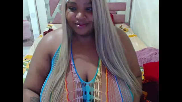 Snapshot of chocolatehot04 chatting on February 23, 5:34 am chocolatehot04 online show from February 23, 5:34 am