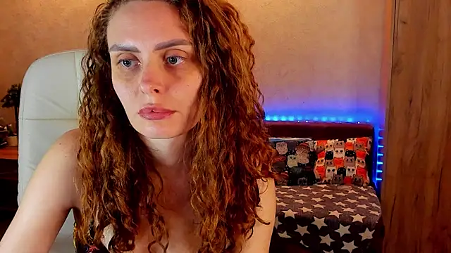 Snapshot of mia_grantes chatting on December 12, 10:42 pm mia grantes online show from December 12, 10:42 pm