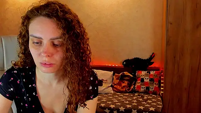 Snapshot of mia_grantes chatting on December 16, 3:22 pm mia grantes online show from December 16, 3:22 pm
