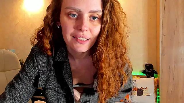 Snapshot of mia_grantes chatting on January 17, 6:02 pm mia grantes online show from January 17, 6:02 pm