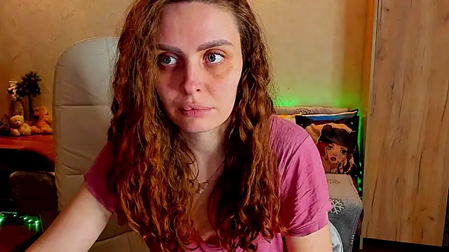 Snapshot of mia_grantes chatting on February 9, 12:17 am mia grantes online show from February 9, 12:17 am