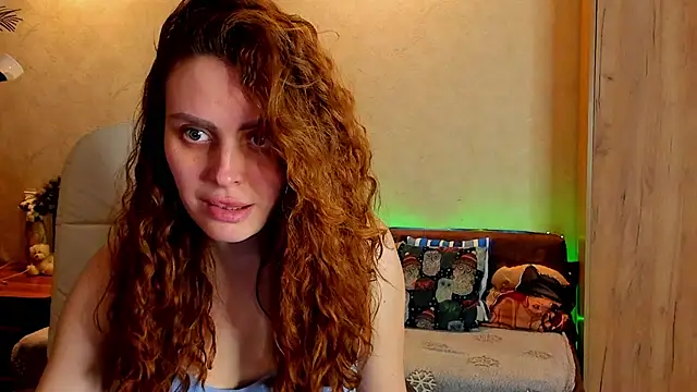 Snapshot of mia_grantes chatting on February 11, 5:07 pm mia grantes online show from February 11, 5:07 pm