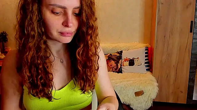 Snapshot of mia_grantes chatting on February 16, 8:22 pm mia grantes online show from February 16, 8:22 pm