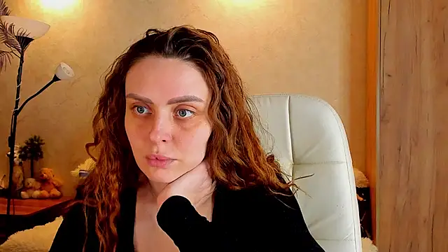 Snapshot of mia_grantes chatting on February 28, 5:15 pm mia grantes online show from February 28, 5:15 pm